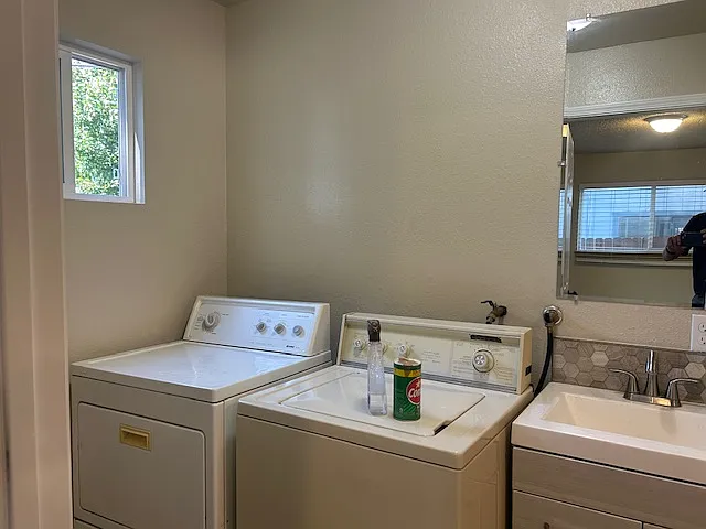 2392 W Fairway Dr — Photo 18