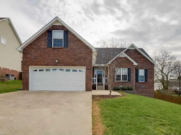 1378 Archer Pl, Clarksville, TN 37043