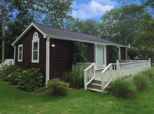 61 Squires Ave, East Quogue, NY 11942