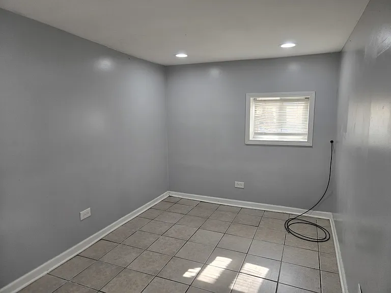 1935 N Leamington Ave #1 — Photo 14