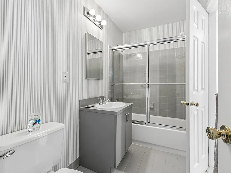 20 Hubbard Ln #102 — Photo 14