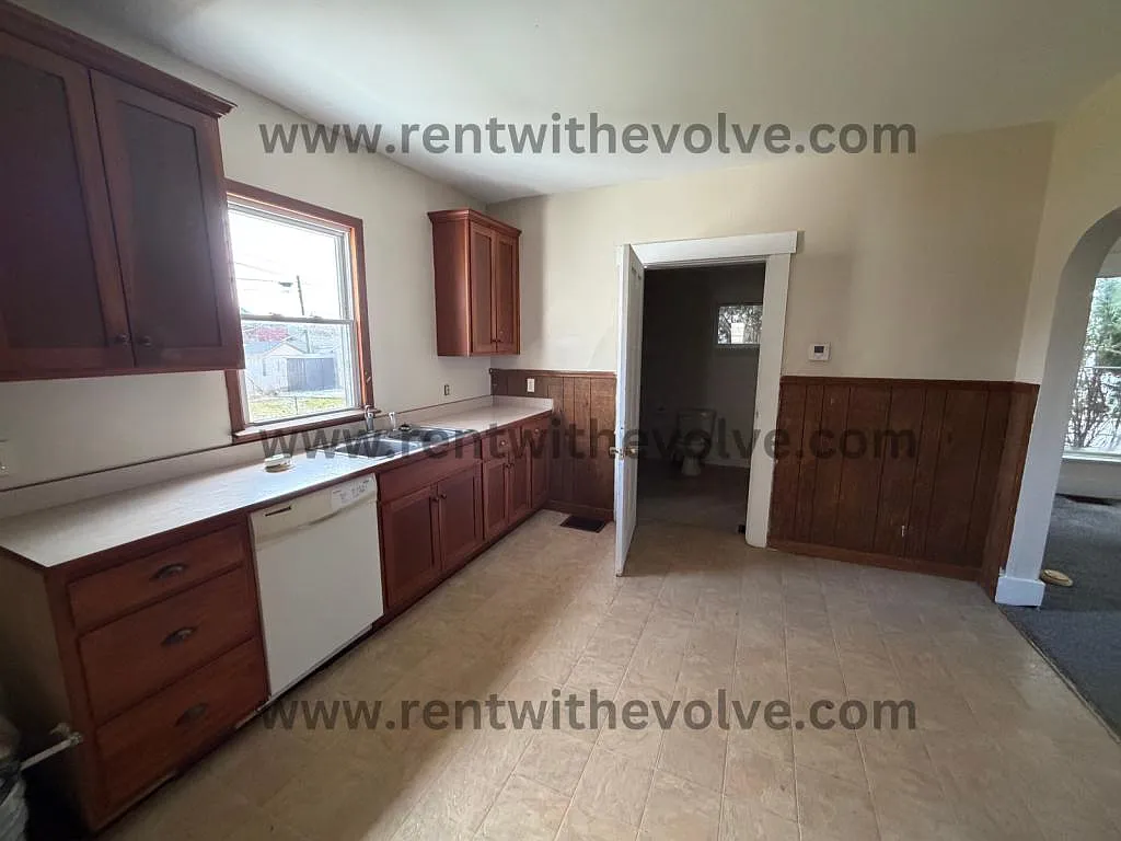 607 Stone St., Winchester, IN — Photo 4
