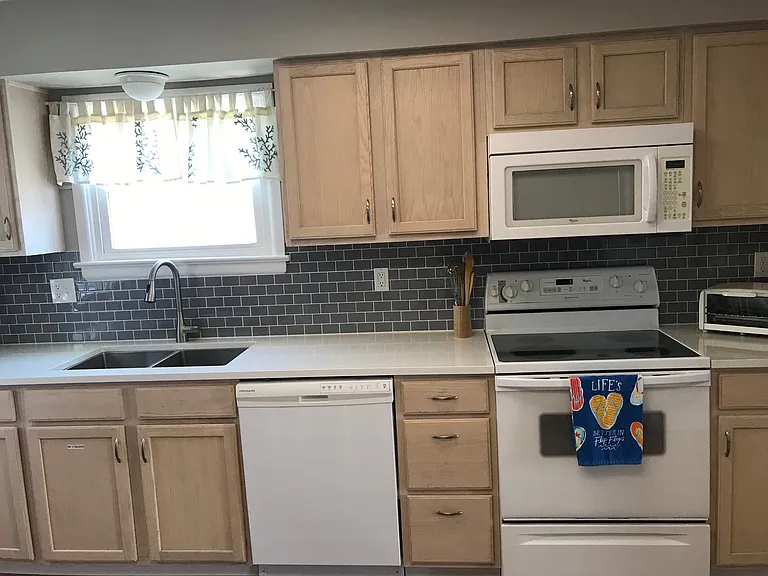 207 E Toledo Ave — Photo 9