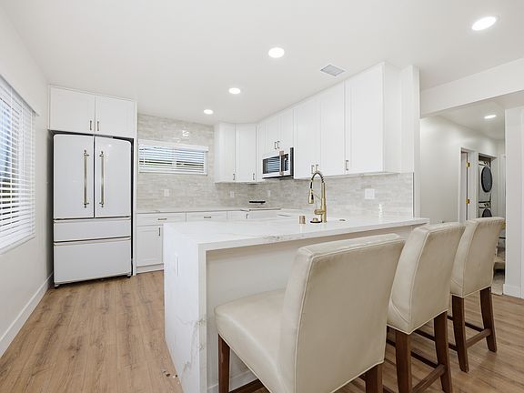 4th image of 4779 62nd St #4779