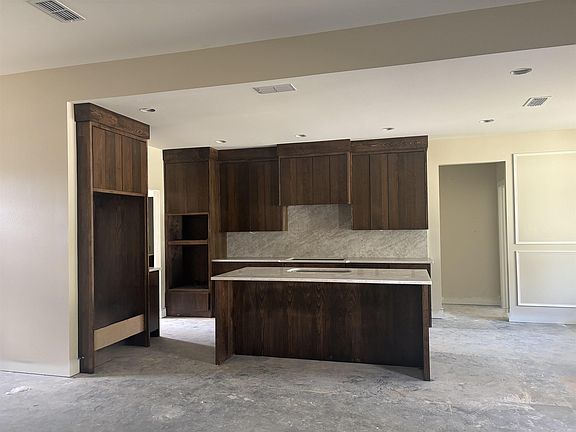 3rd image of 115 Red Wing Way