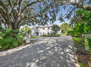 2900 Greenbriar Blvd, Wellington, FL 33414