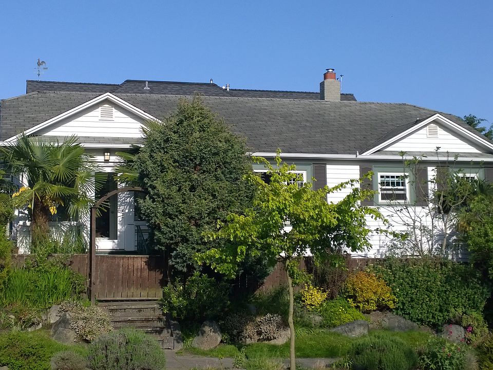 2nd image of 7216 32nd Ave NW