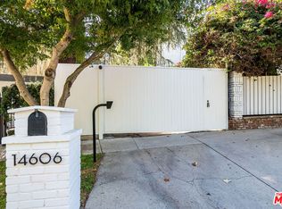14606 Sutton St, Sherman Oaks, CA 91403