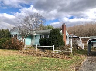 1047 E Mountain Rd, Westfield, MA 01085