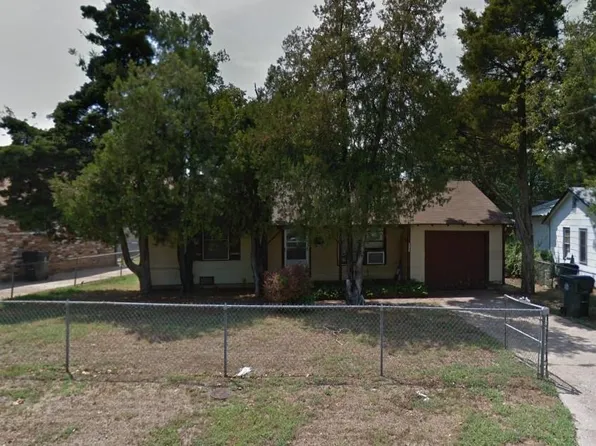 3325 Brookside Dr, Midwest City, OK 73110
