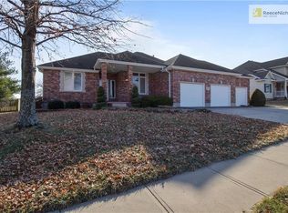 1101 SW Foxtail Dr, Grain Valley, MO 64029