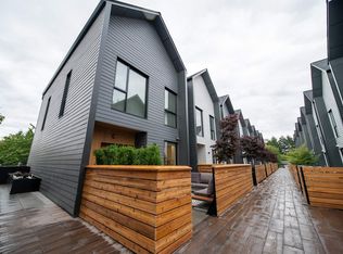 8699 Spires Rd #218, Richmond, BC V6Y1V9