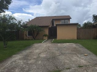 5106 Ravensdale Way, Tampa, FL 33624