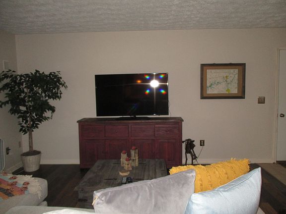 4th image of 69-3 Woodson Bend Resort