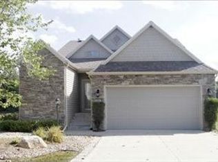 2565 Bay Point Dr, Saint Joseph, MI