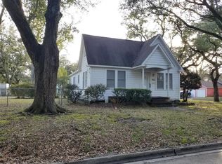 601 Ruth St, Baytown, TX 77520