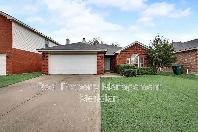 3 bed, 2.0 bath, 1288 sqft, $1,975 — Photo 2