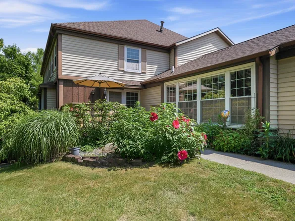 2353 Quail Run Dr, Kalamazoo, MI 49009