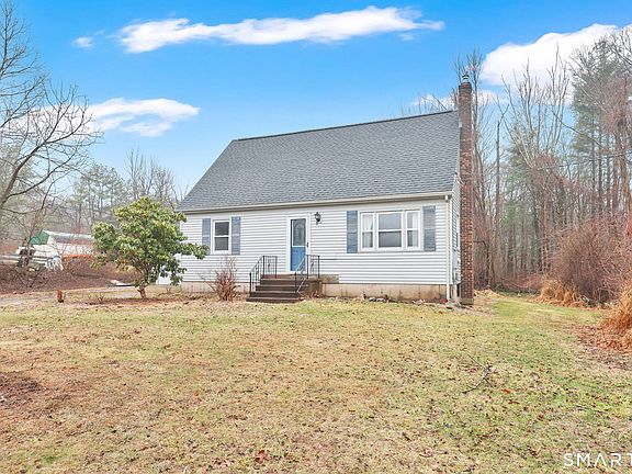 3rd image of 1091 Flanders Road