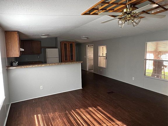 3rd image of 3902 Marzia Ave