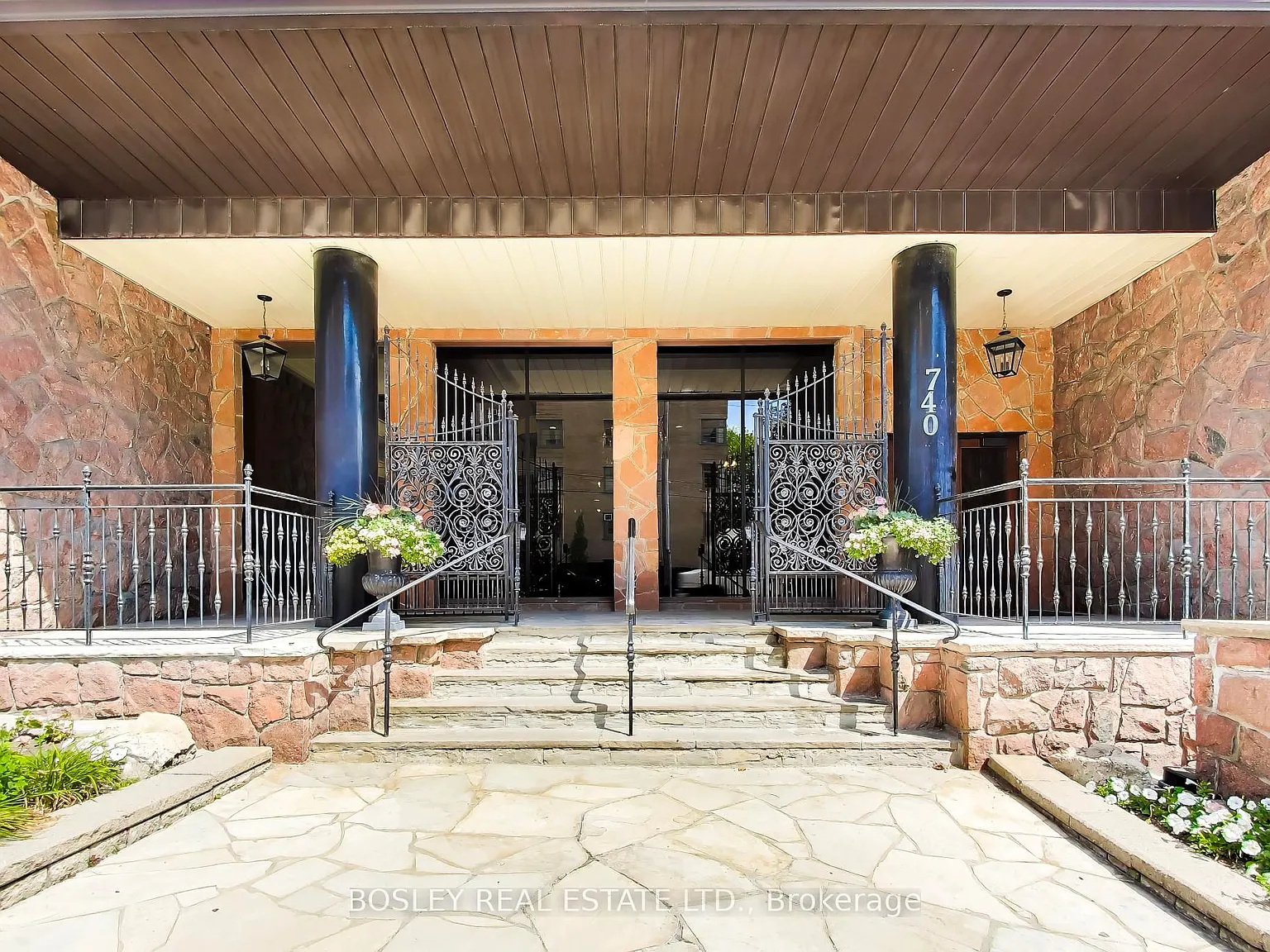 2 bed, $2,500 — Photo 4