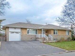 92 Combe Ave #BASEMENT, Toronto, ON M3H 4J7