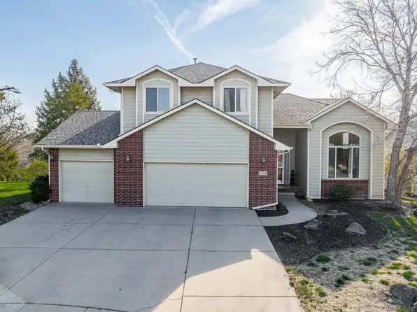 1018 N Cedar Park Cir, Wichita, KS 67235