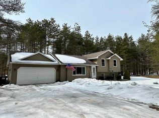 8850 N Reynolds Rd, Traverse City, MI 49684