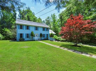 47B Pocono Ridge Rd, Brookfield, CT 06804