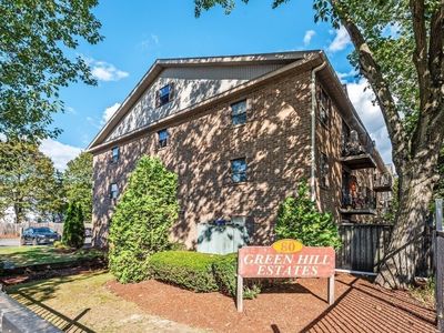 80 Stanton St APT 34, Worcester, MA, 01605