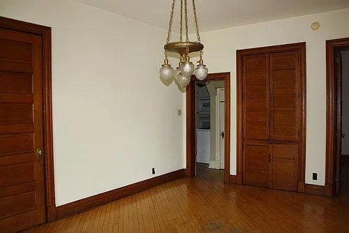 4 bed, 2028 sqft, $5,600 — Photo 3