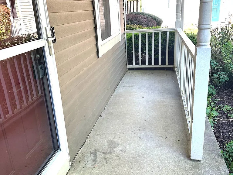11432 Herefordshire Way — Photo 2