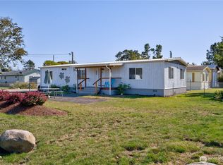 201 12th St NE, Long Beach, WA 98631