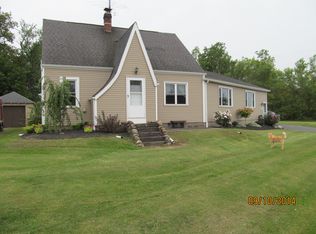 5302 Saunders Settlement Rd, Lockport, NY 14094