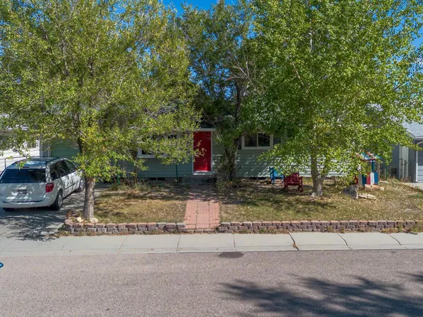 433 Holmes St, Evansville, WY 82636