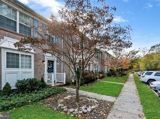 33 Cedar Chip Ct, Baltimore, MD 21234
