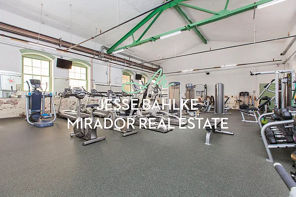 Rented by Mirador Real Estate | media 30
