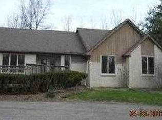 2451 28 Mile Rd, Rochester, MI 48306