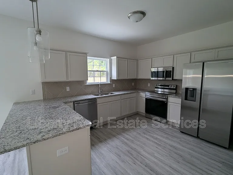 114 Alcove Ct — Photo 5
