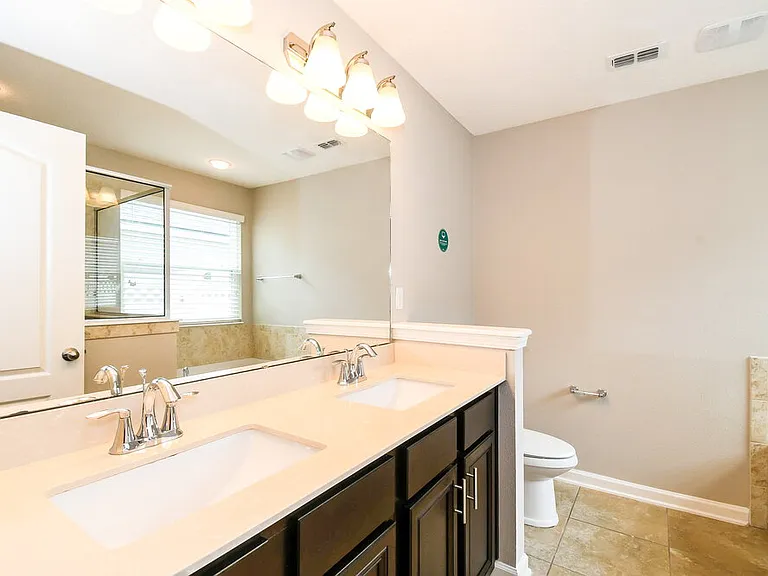 636 Drysdale Dr — Photo 11