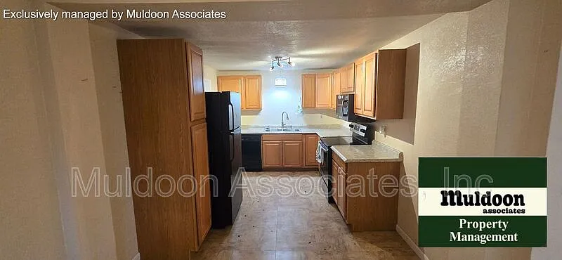 2 bed, 1.0 bath, 1094 sqft, $1,350 — Photo 3