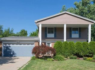 2160 Churchill Dr, Ann Arbor, MI 48103