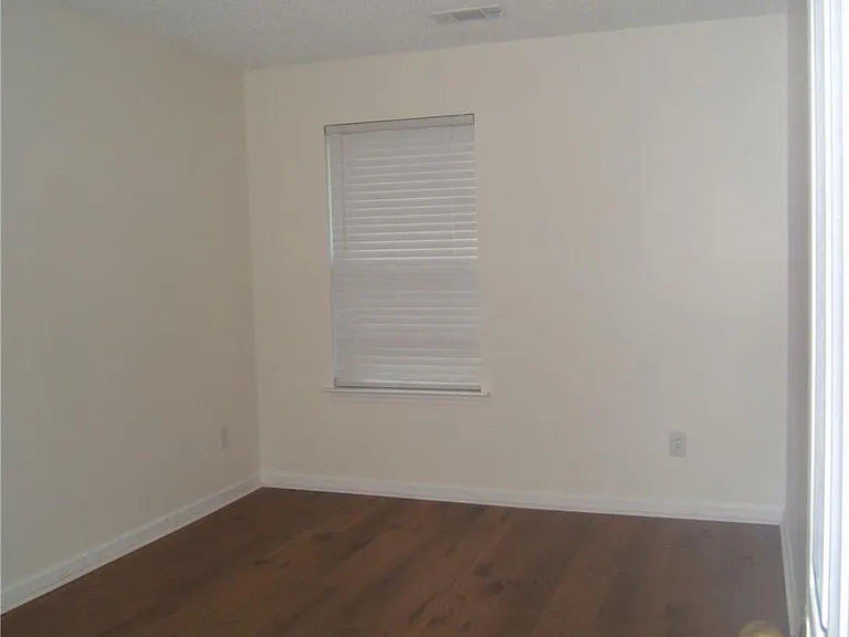 7202 Georges Way — Photo 6