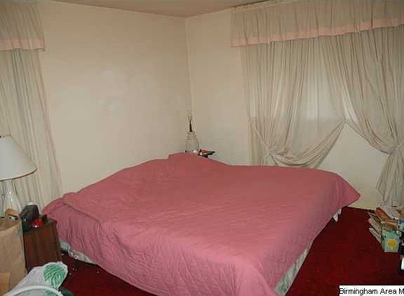 4th image of 551 Park Ter