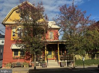 11 N Wayne St, Lewistown, PA 17044