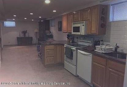 4th image of 87 Westcott Blvd
