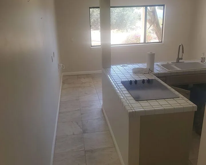 Parado Del Sol Dr — Photo 15