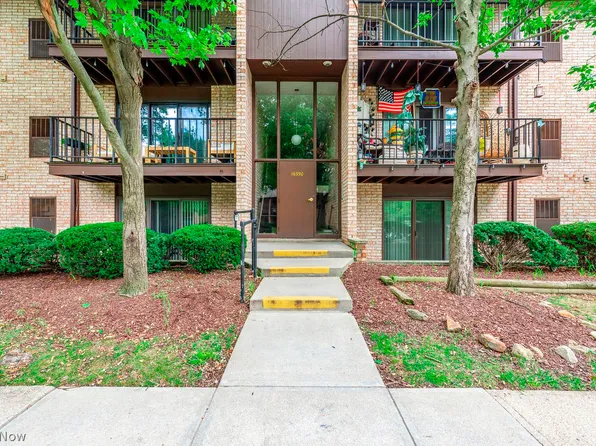 16390 Heather Ln APT 301, Cleveland, OH 44130