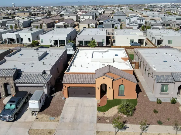 1149 Stoke St, El Paso, TX 79928