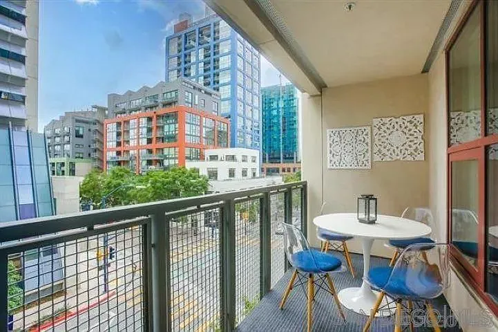 1150 J St #418 — Photo 4